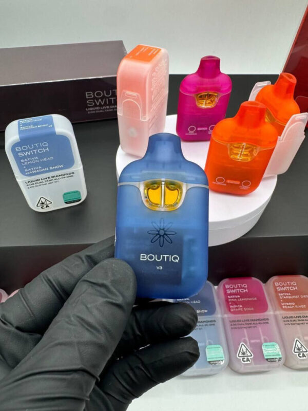 Boutiq Switch V3 2 gram disposable THC vape device close-up