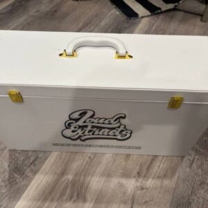 Loud Extracts 2G Disposable vape packaging box with THC and strain information